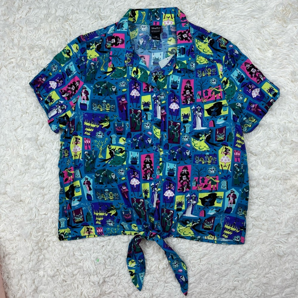 NWT Disney Parks Her Universe Haunted Mansion Button Up Top Size L